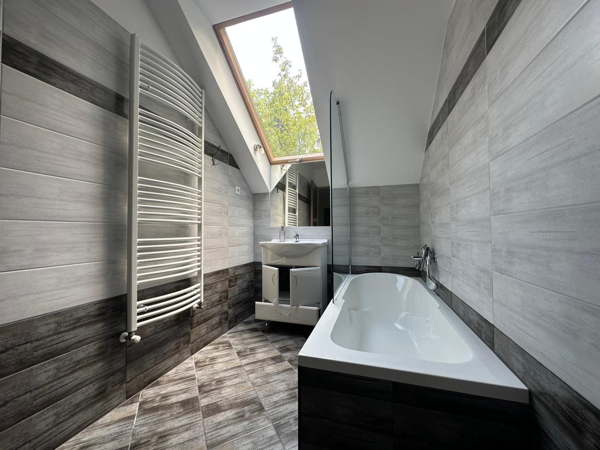 Csaladi Villa Balatonszárszó Zewnętrze zdjęcie